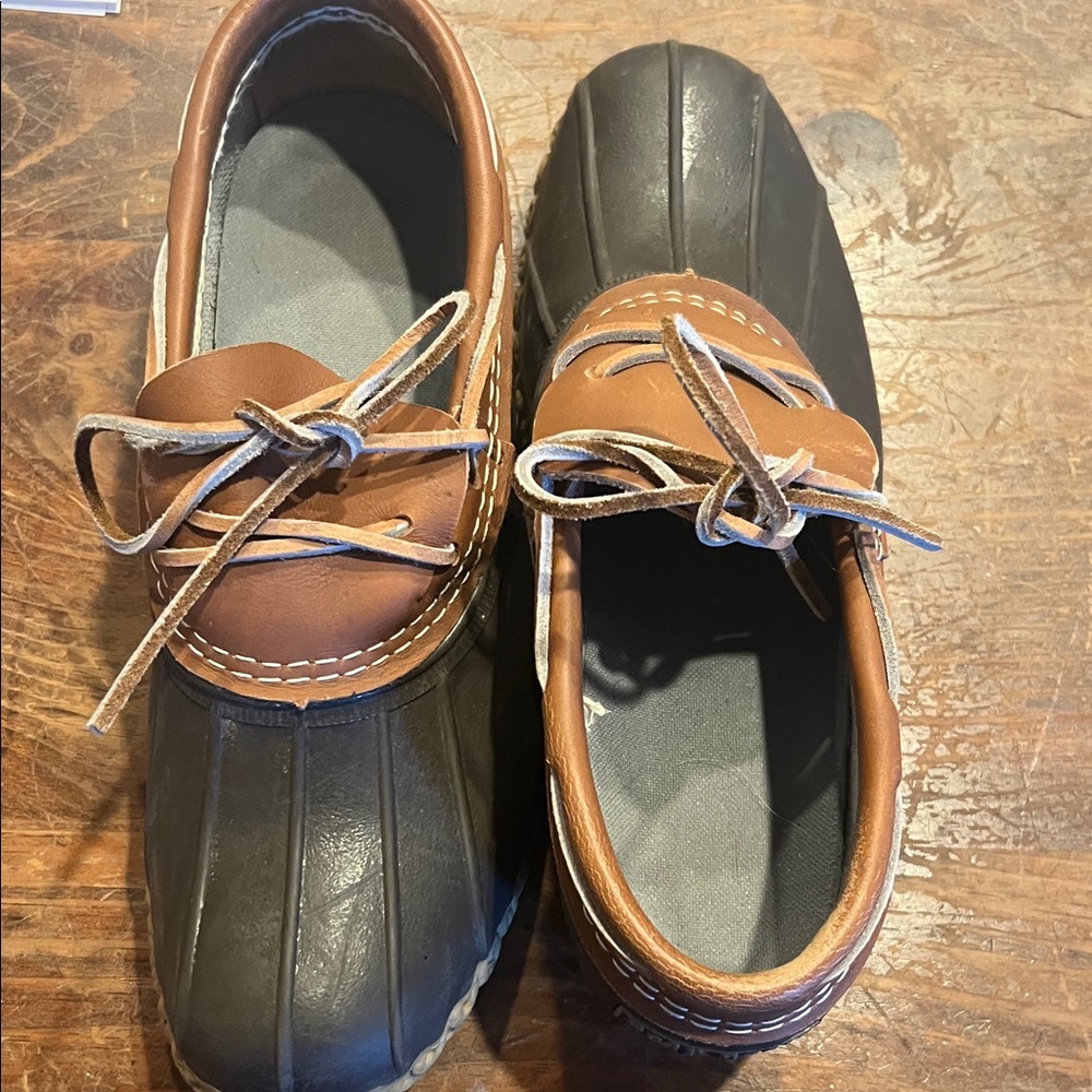 L.L. Bean Men's Black and Brown Boat Shoes